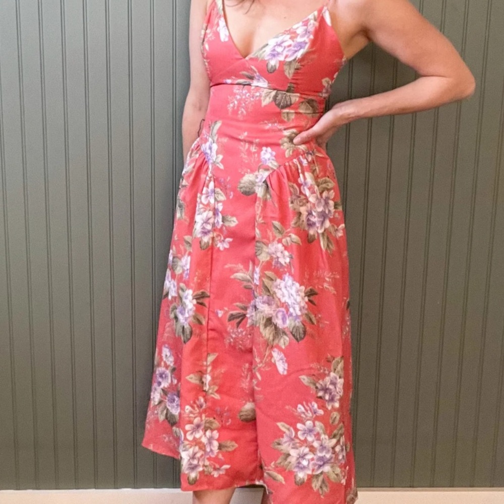 *NWT Storia Floral Dress